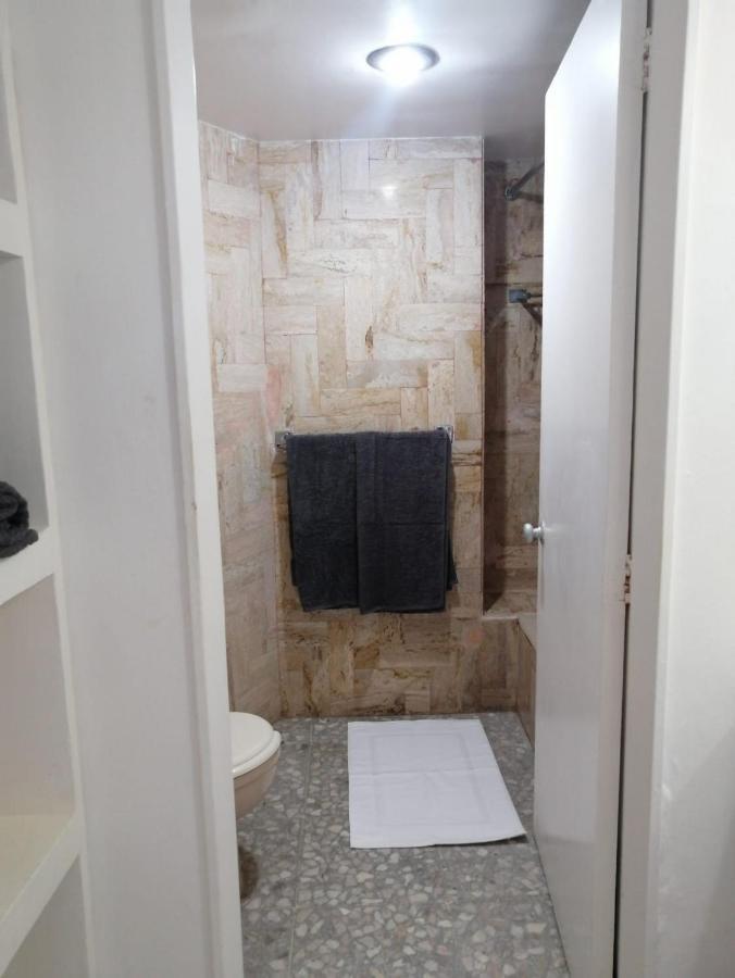 Apartment En Torres Gemelas 2301 Sur *