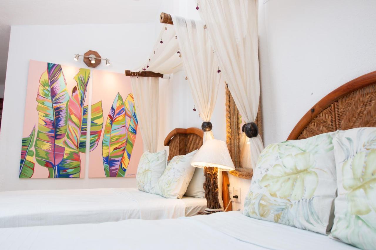 Monyoli & Boutique Hotel Acapulco
