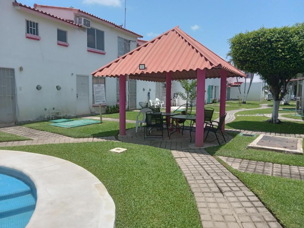 La Duquesa, Bonita Alberca, Casi En La Puerta, Wifi, Agradable, Tranquilidad Holiday home Acapulco