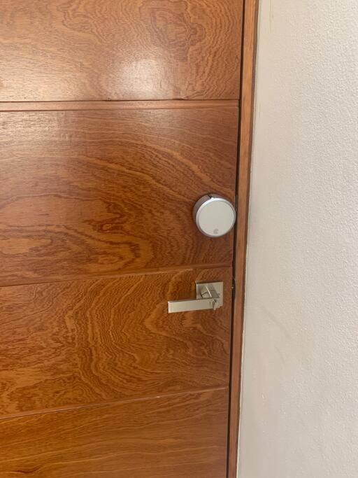 Depa De Lujo En Diamante Con Club De Playa A Pie-precio Especial Apartment Acapulco