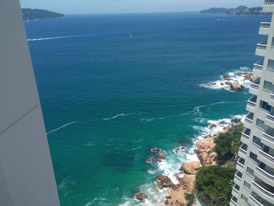 Frente Al Mar En Torres Gemelas Acapulco