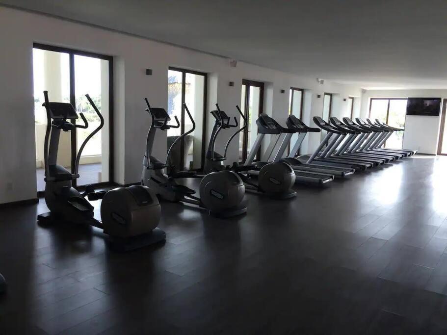Hermoso Departamento Con Albercas Y Playa Privada