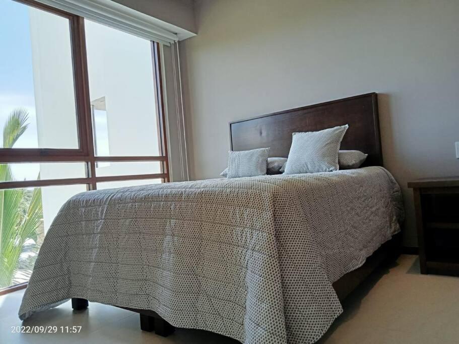 Hermoso Departamento Con Albercas Y Playa Privada *
