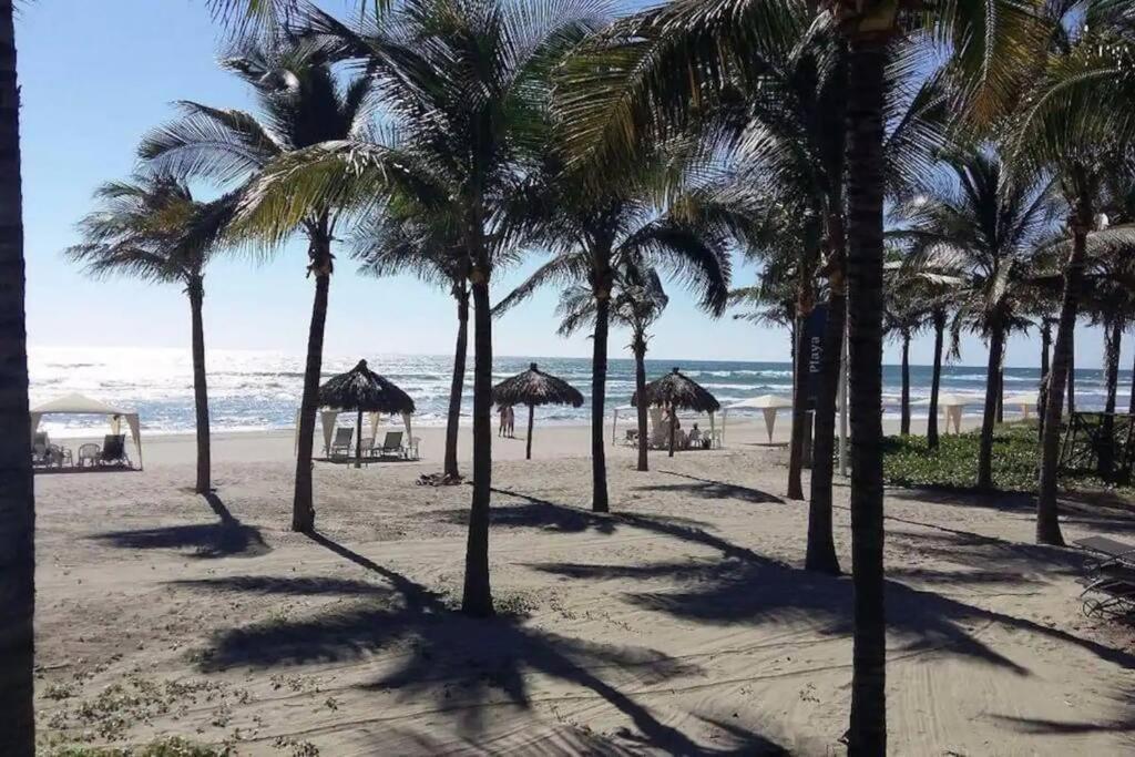 Hermoso Departamento Con Albercas Y Playa Privada Acapulco