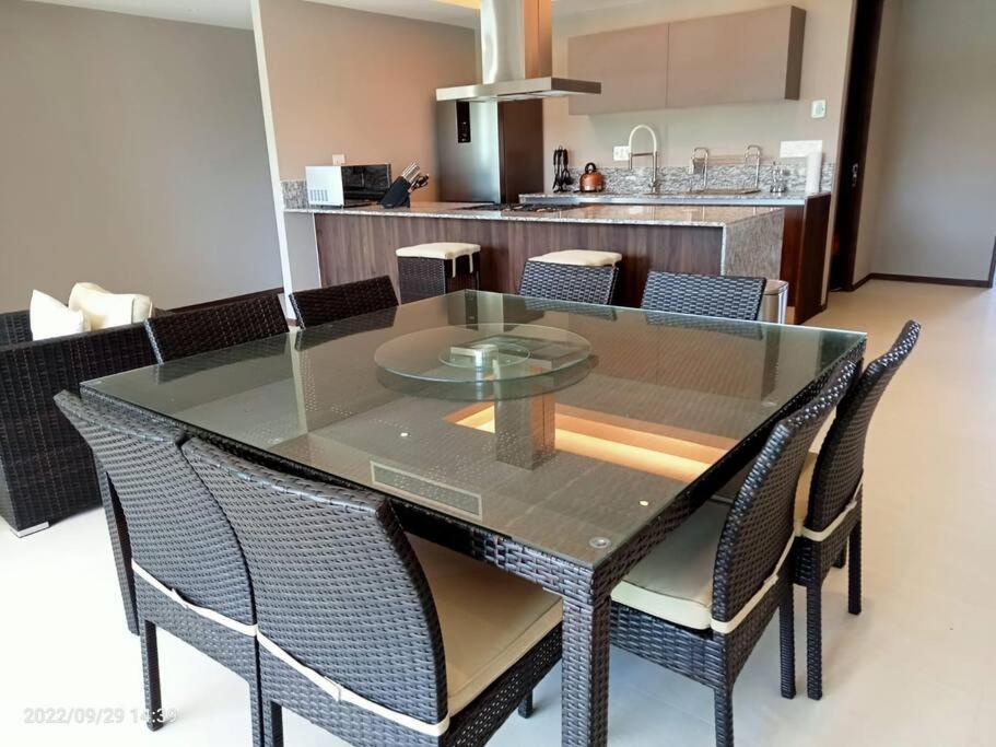 Hermoso Departamento Con Albercas Y Playa Privada *