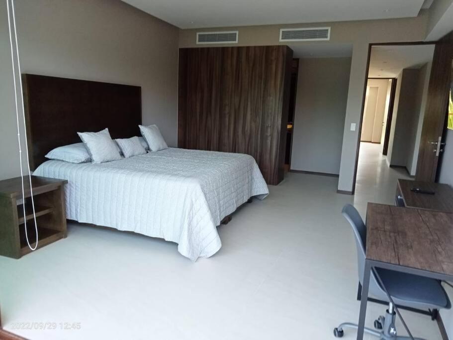 Hermoso Departamento Con Albercas Y Playa Privada Apartment *