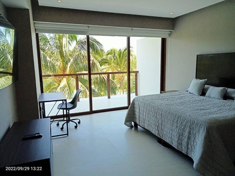 Hermoso Departamento Con Albercas Y Playa Privada