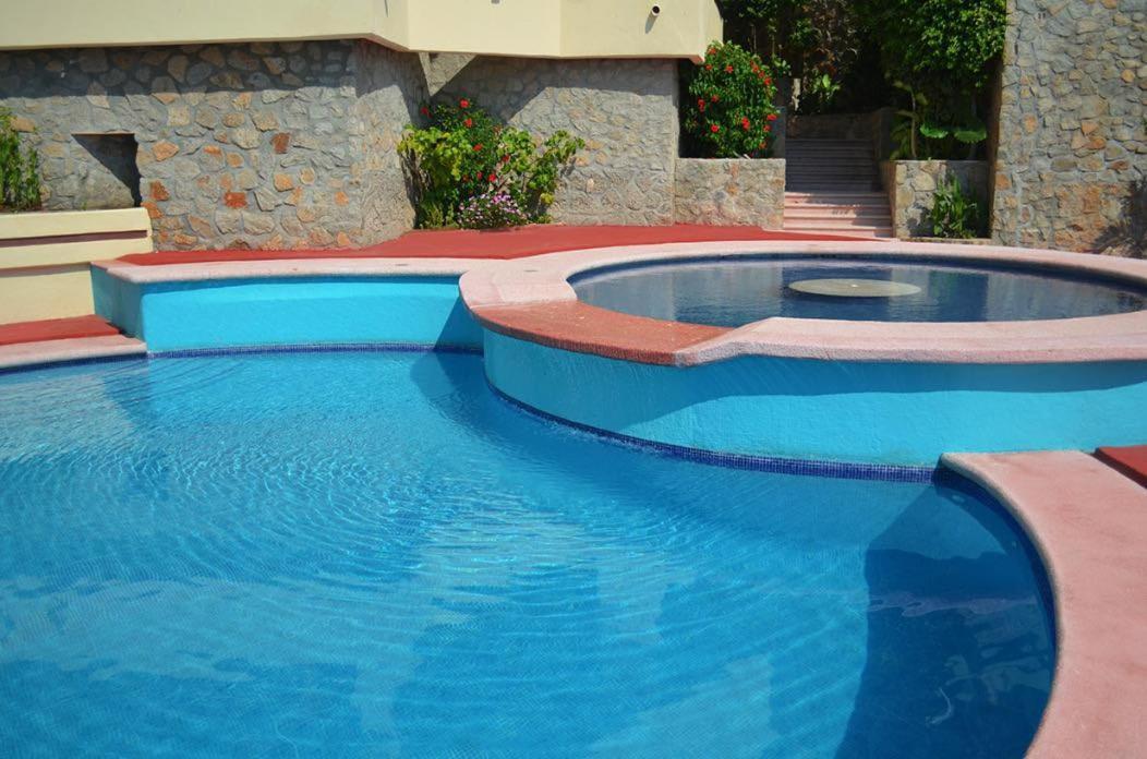 Nikko Suites Apartamento *