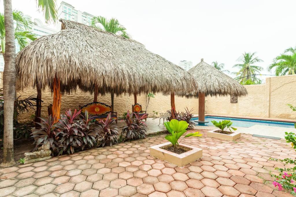 Casa Rizzo, A Unos Pasos De Playa Diamante Holiday home