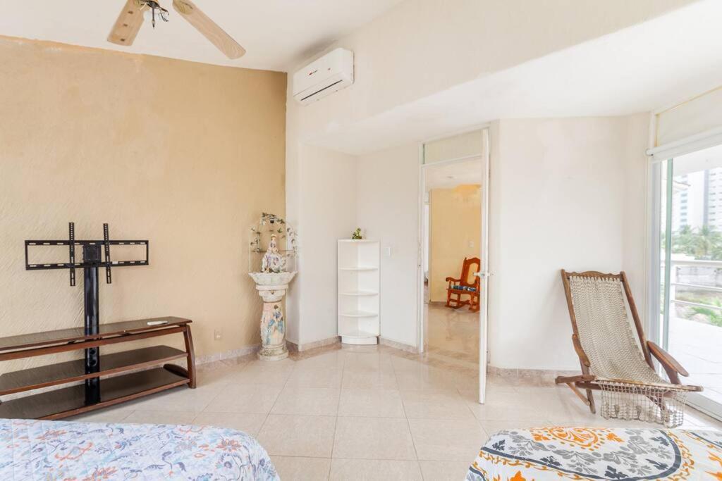 Casa Rizzo, A Unos Pasos De Playa Diamante Holiday home