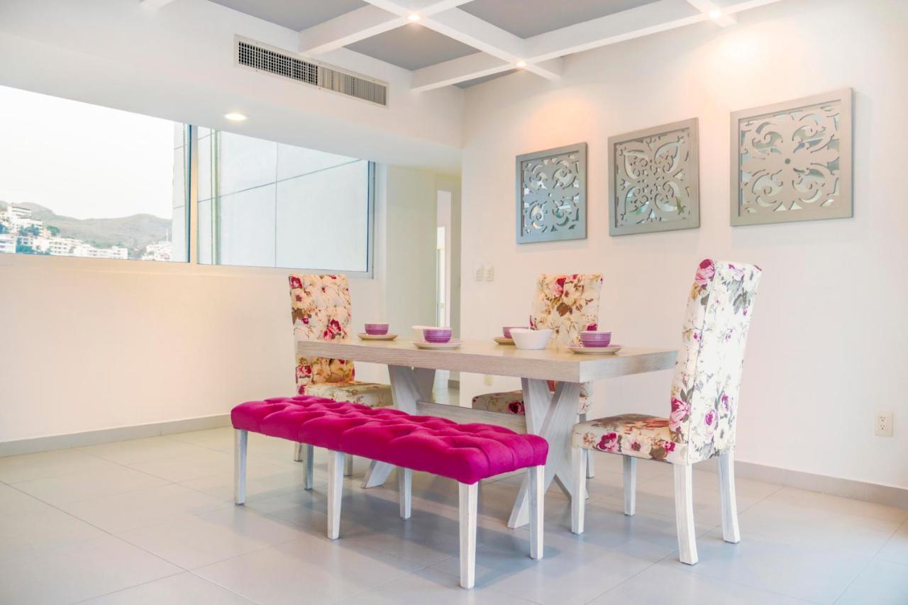 Hostpal Acqualina Skylife *