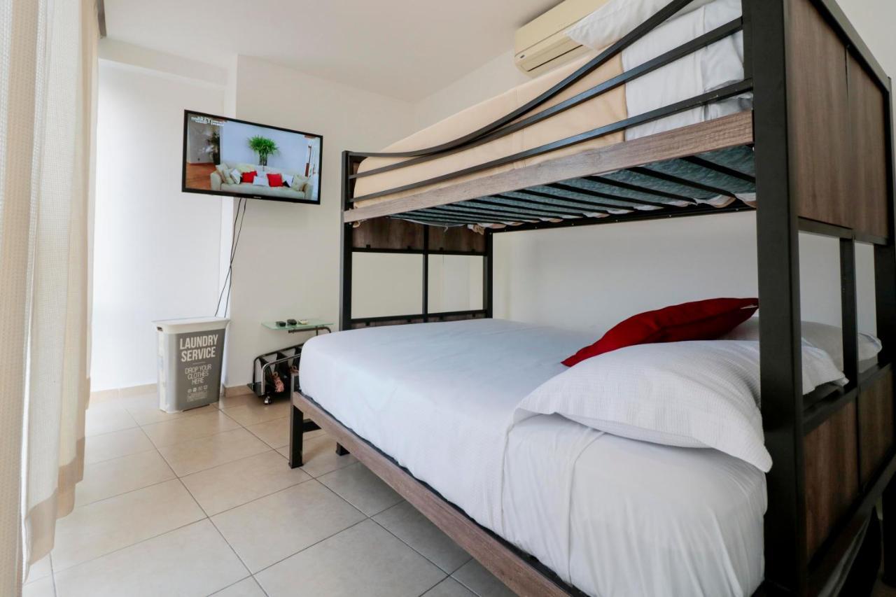 Hostpal Acqualina Skylife Apartamento *