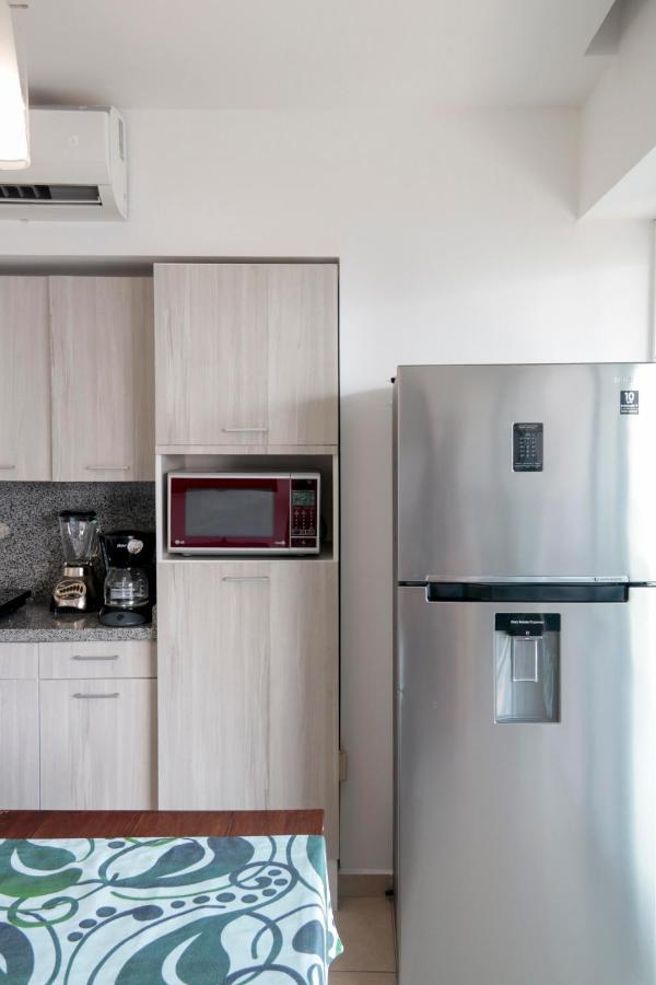 Hostpal Acqualina Skylife Apartamento *