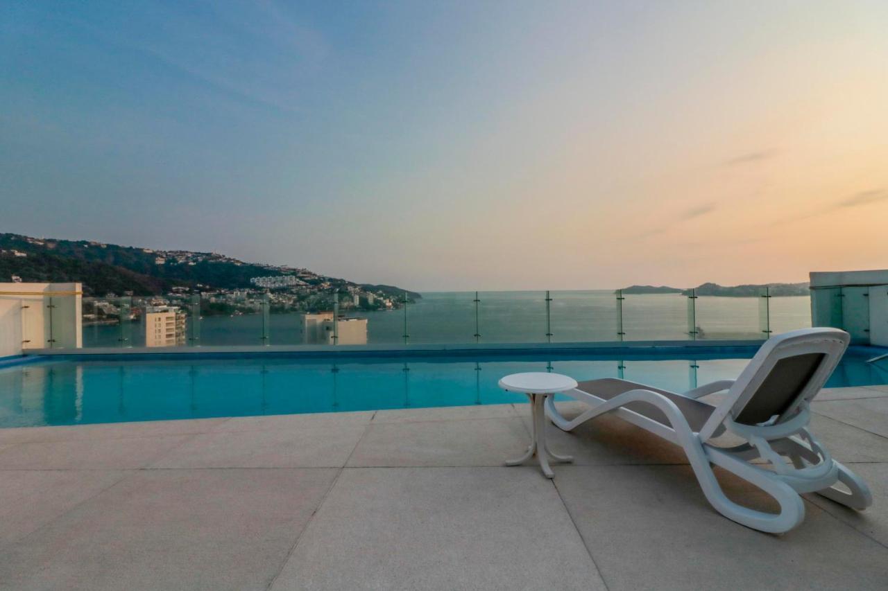 Hostpal Acqualina Skylife *