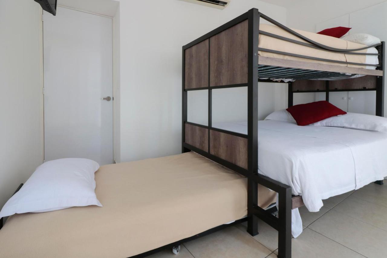 Hostpal Acqualina Skylife * Acapulco