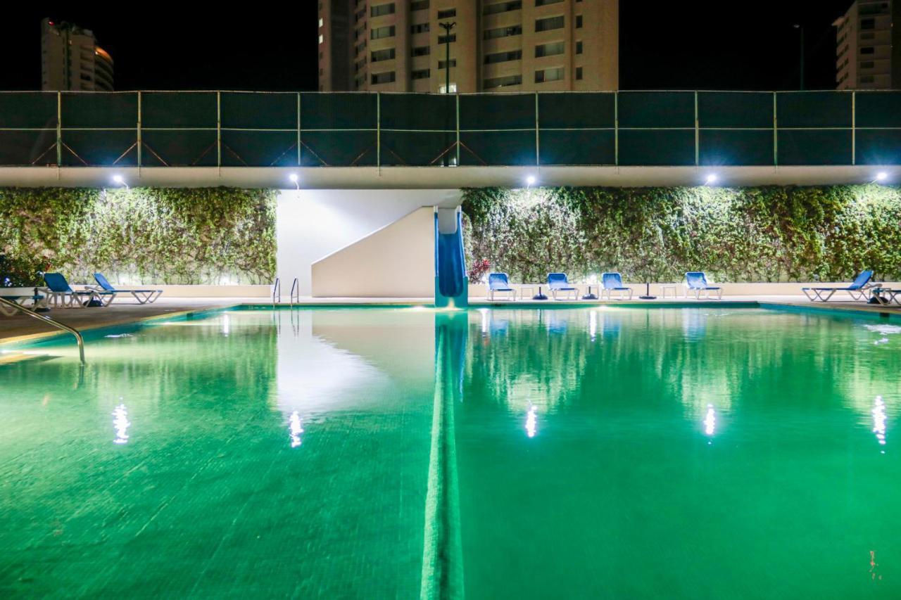 Apartamento Hostpal Acqualina Skylife *