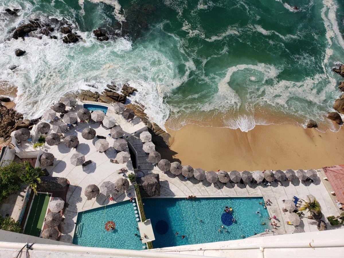 Torres Gemelas Vista Al Mar A Pie De Playa Hotel