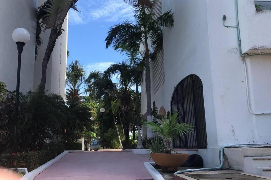 Departamento Con Vista Al Mar, Albercas Y Juegos Apartamento Acapulco