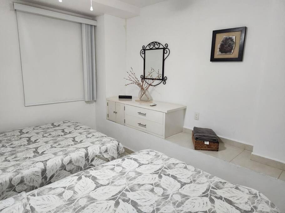 Departamento De Lujo. Seguridad 24. Playa A Pasos.
