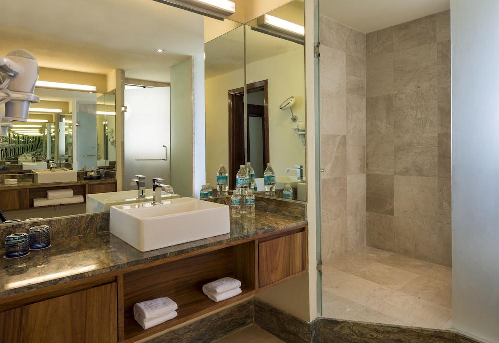 Hotel Camino Real Diamante 5*