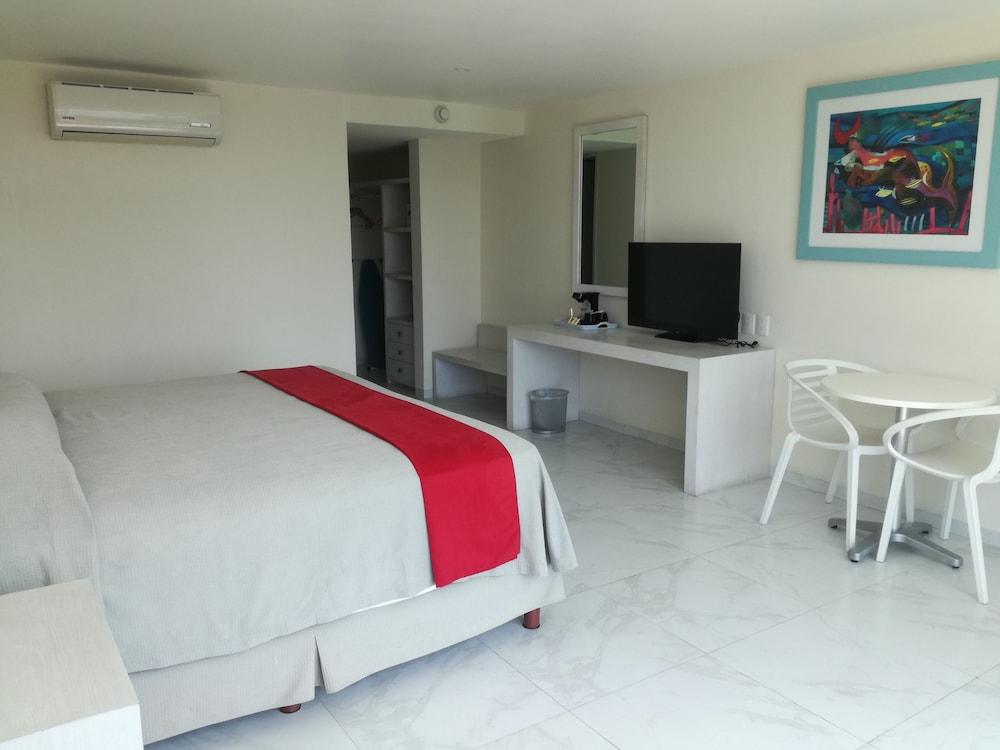 Hotel We