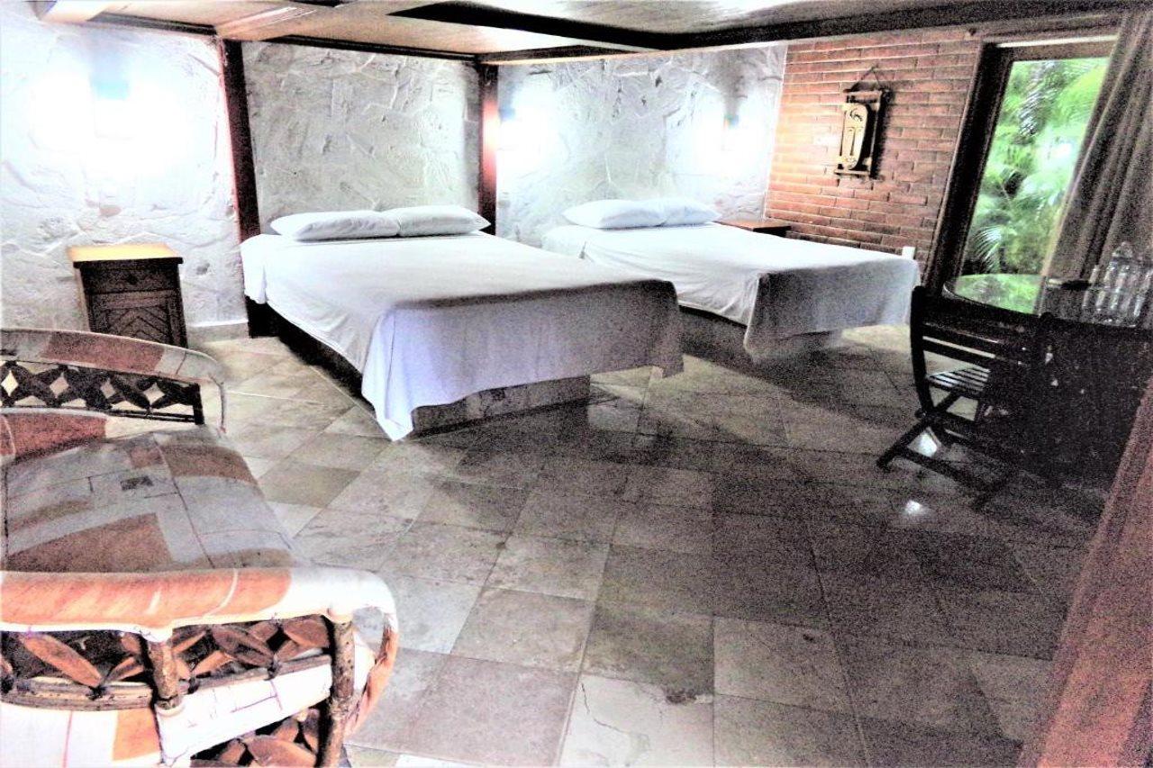 Casa De Lirio Diamante 3*