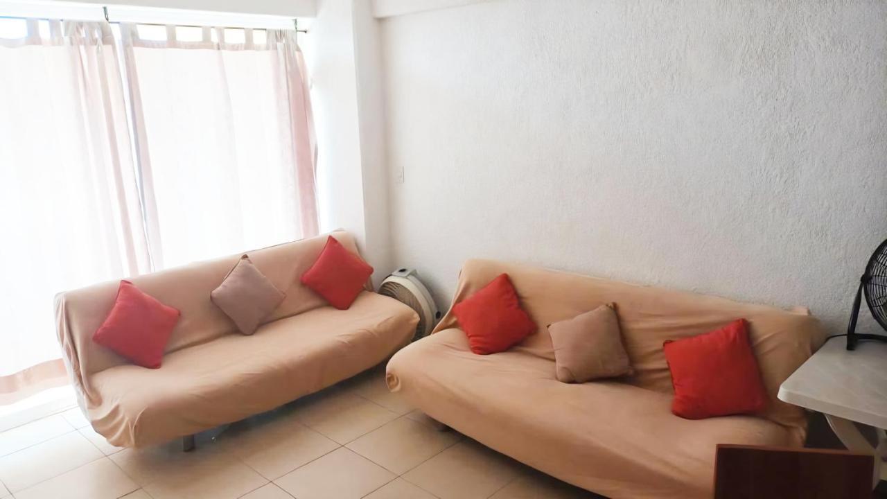 Hotel Twin Towers Caleta *