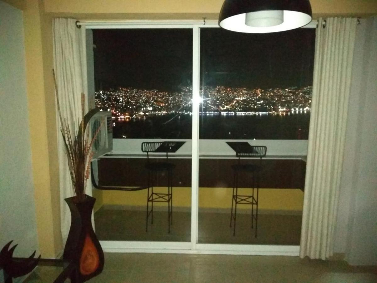 Twin Towers Caleta *