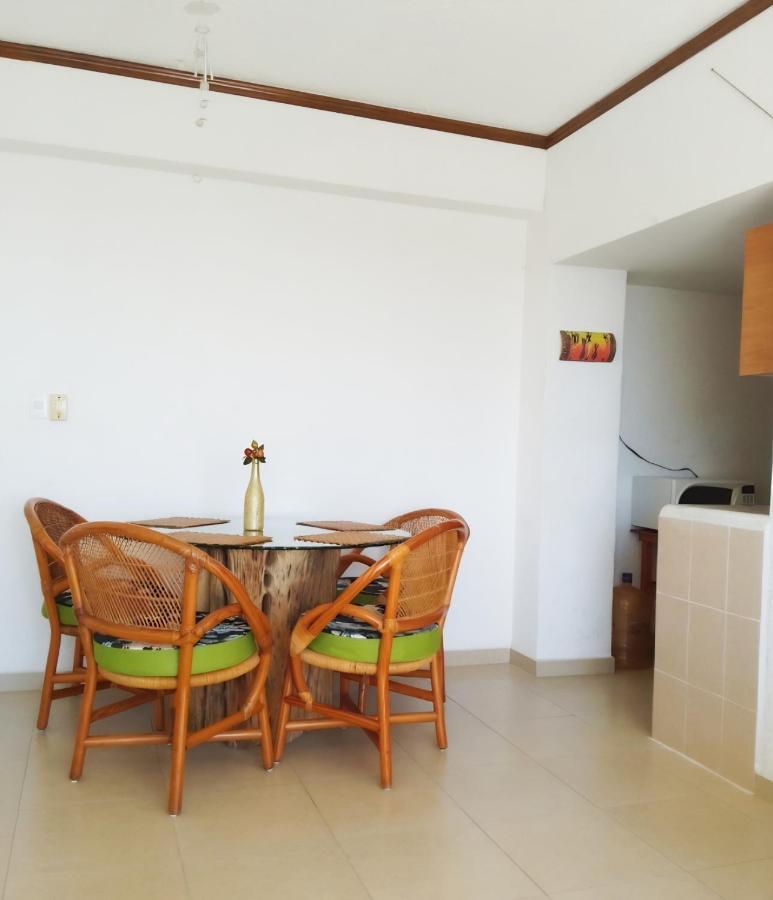 Twin Towers Caleta Hotel