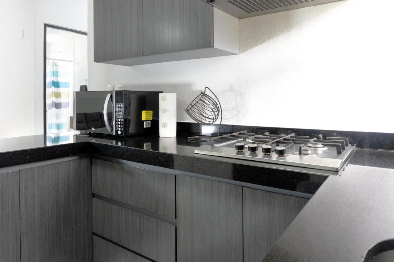 Con Alberca Smarttv Y Jardin