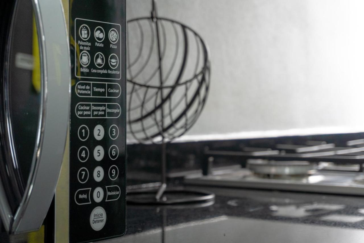 Con Alberca Smarttv Y Jardin Apartment