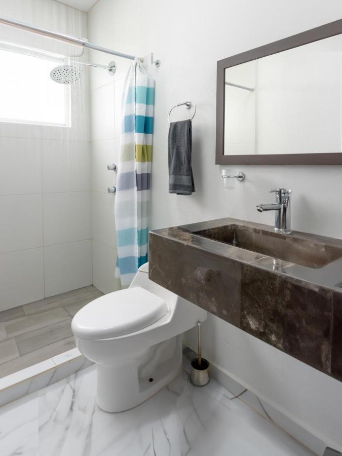 Con Alberca Smarttv Y Jardin Apartment