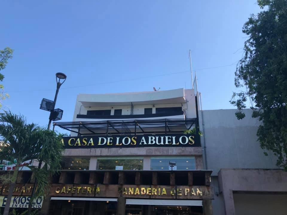 Hotel Zocalo Abuelos 3*