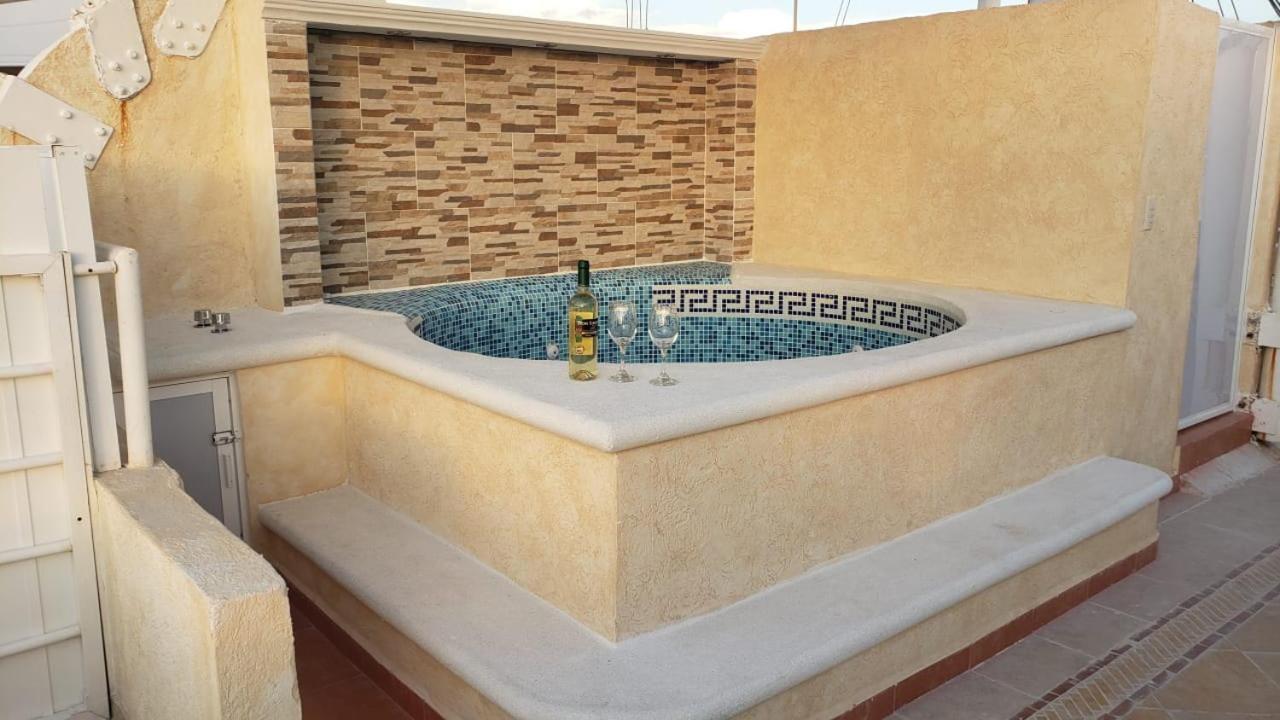 Depa 100 Por Ciento Familiar Cerca Del Mar Con Roff Garden Y Jacuzzi Acapulco