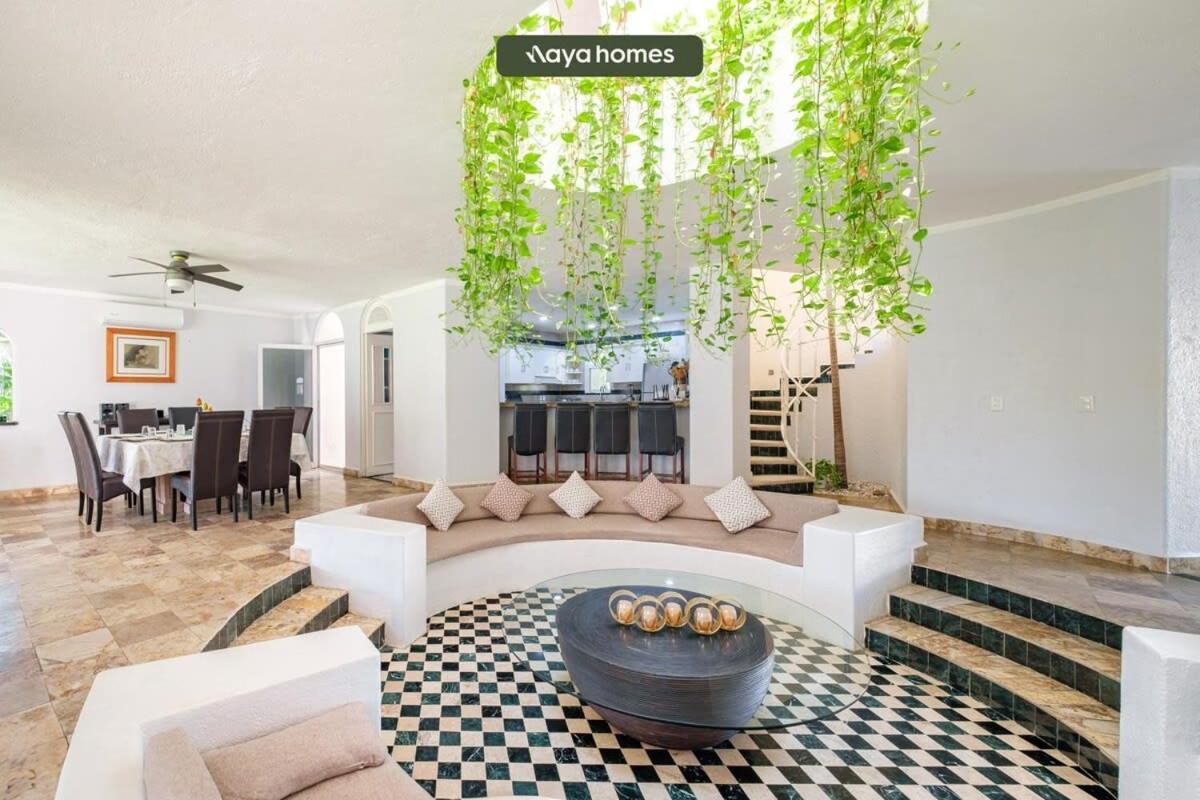 Amazing House With Private Pool - Tennis & Paddle Court Acapulco