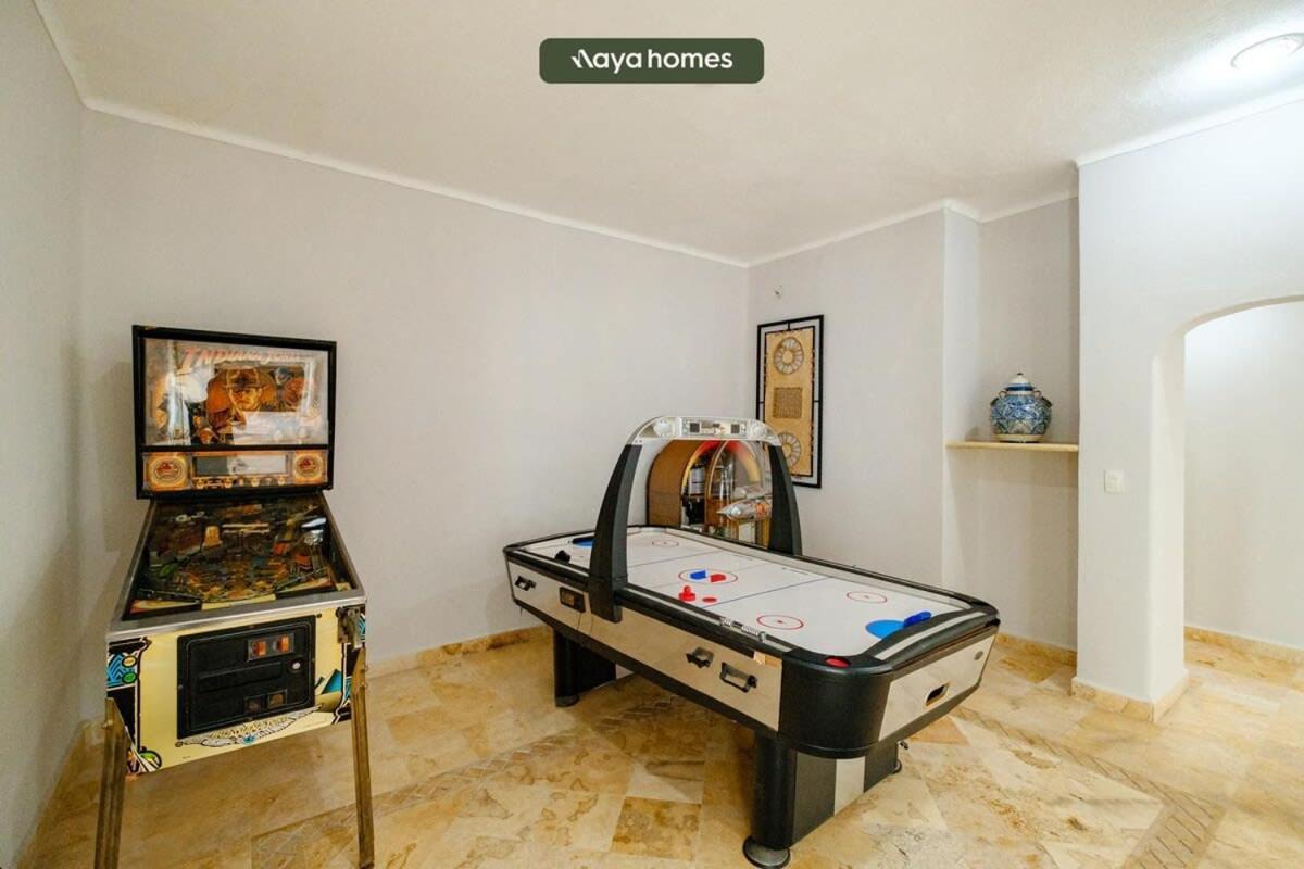 Amazing House With Private Pool - Tennis & Paddle Court Acapulco