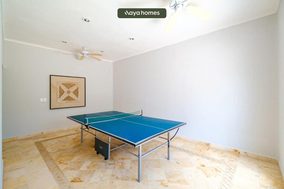 Holiday home Amazing House With Private Pool - Tennis & Paddle Court *
