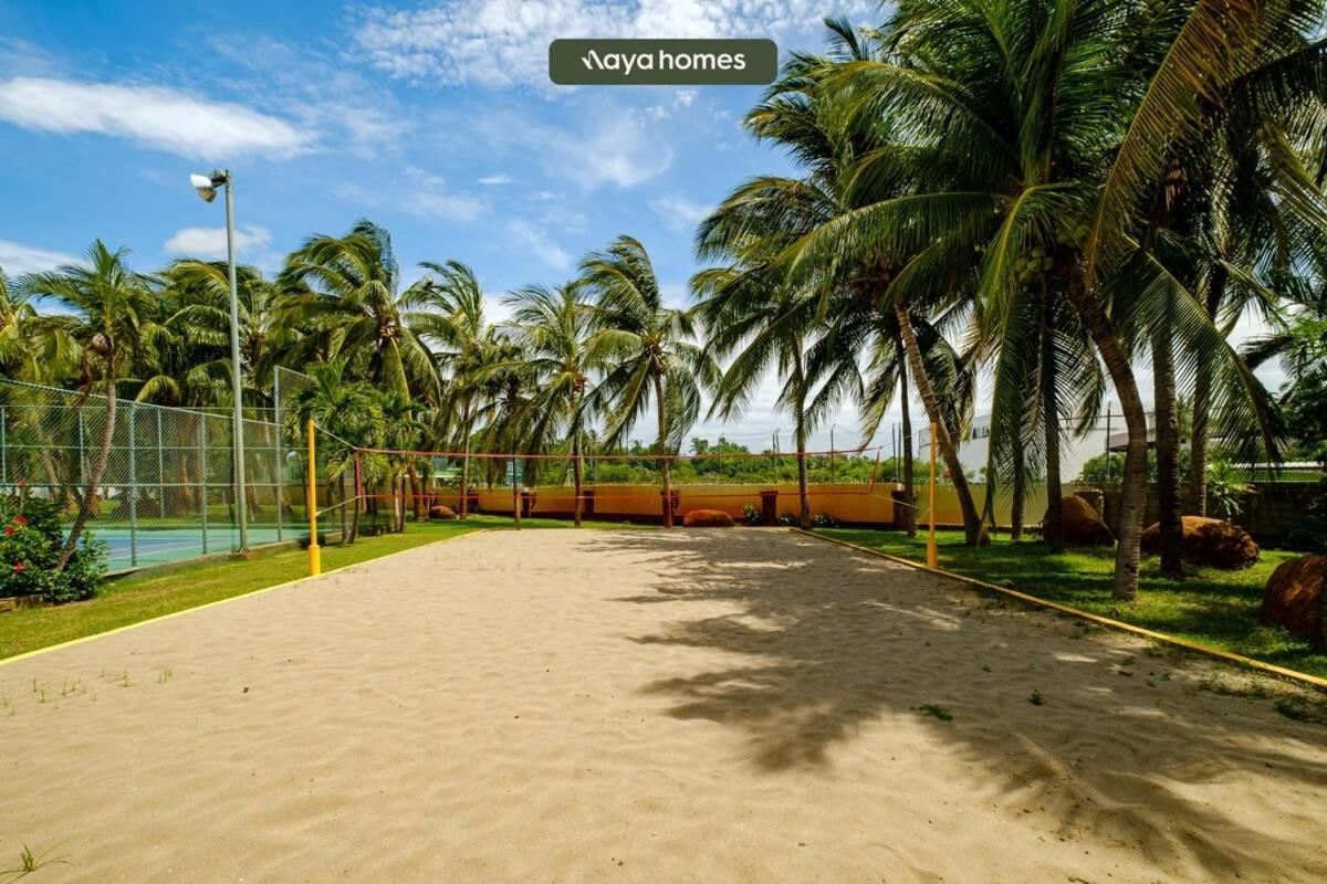Amazing House With Private Pool - Tennis & Paddle Court *