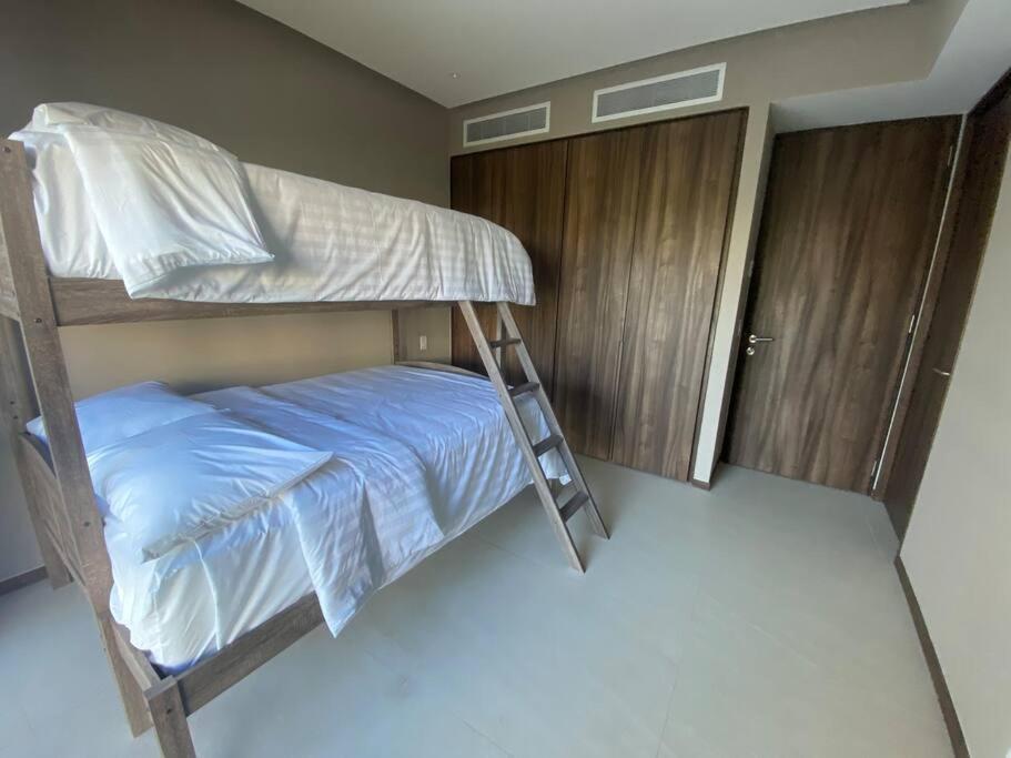 Departamento De Lujo En La Isla Residences, *