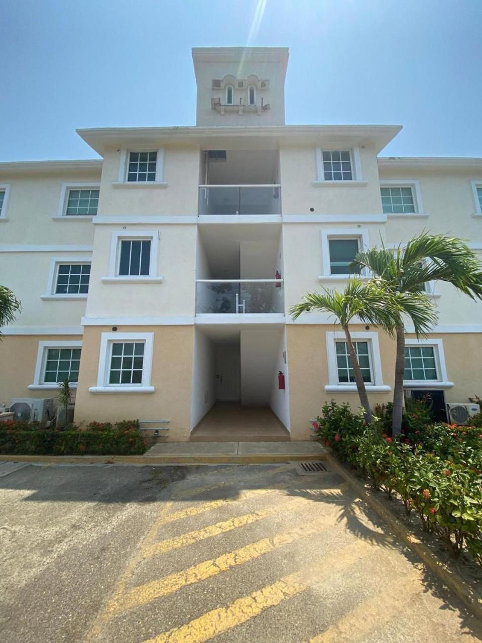 Marina Diamang Apartment *