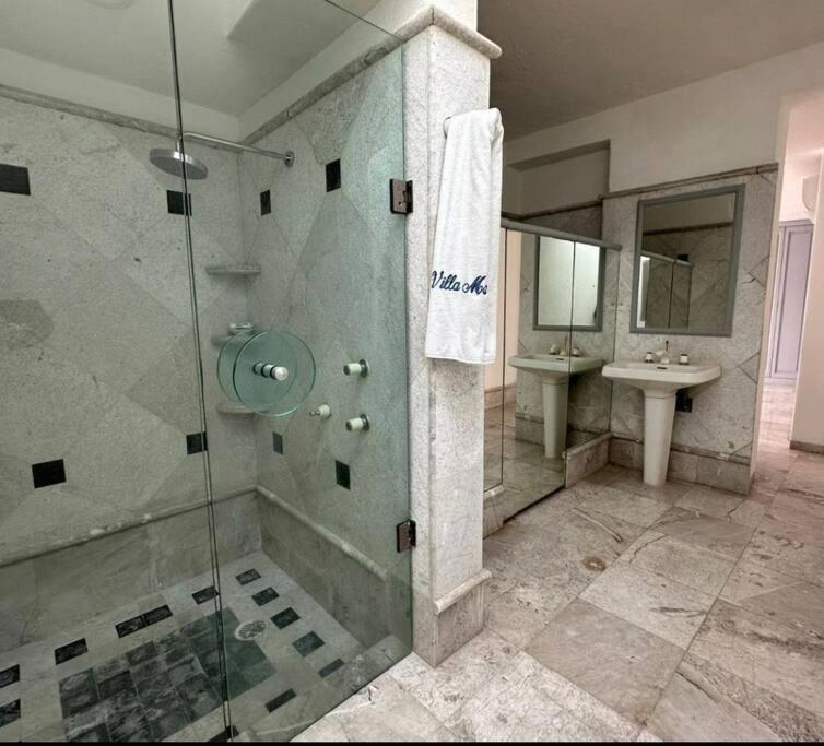 Villa Hermosa Casa En Majum