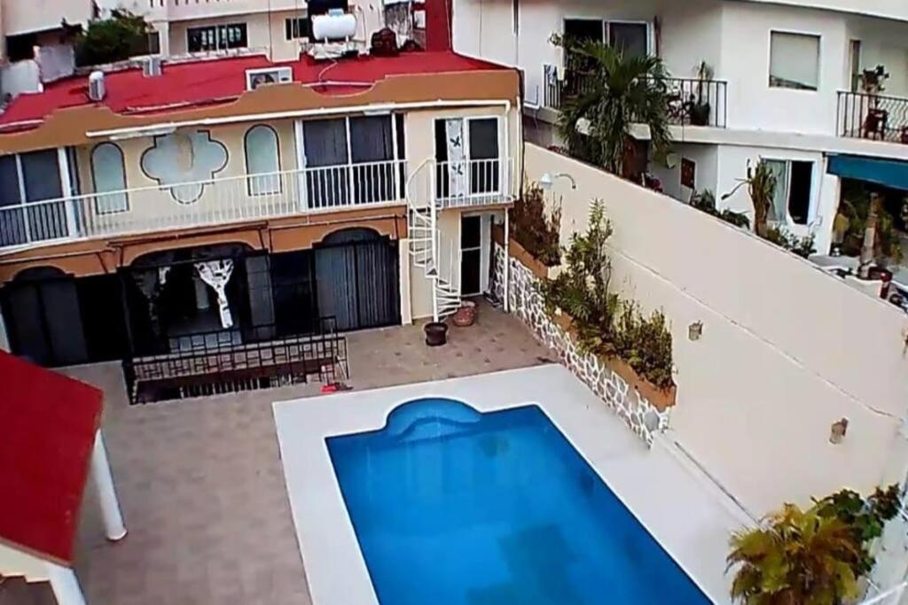Blue Coast With Pool And Ocean View 10 To 35 P Holiday home Acapulco