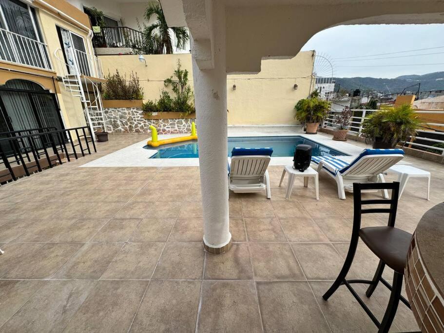 Blue Coast With Pool And Ocean View 10 To 35 P Holiday home