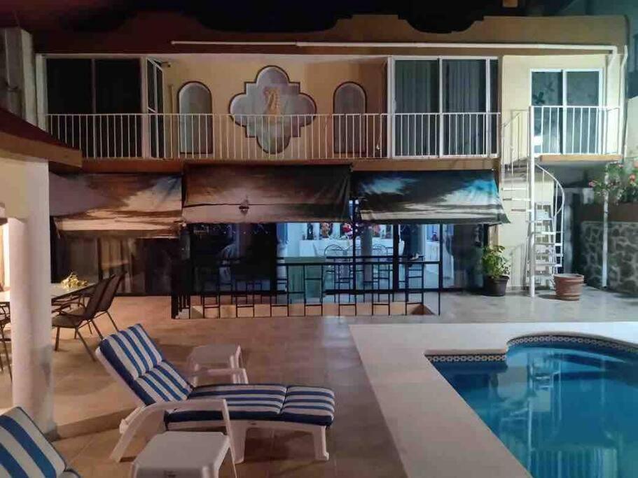 Blue Coast With Pool And Ocean View 10 To 35 P *