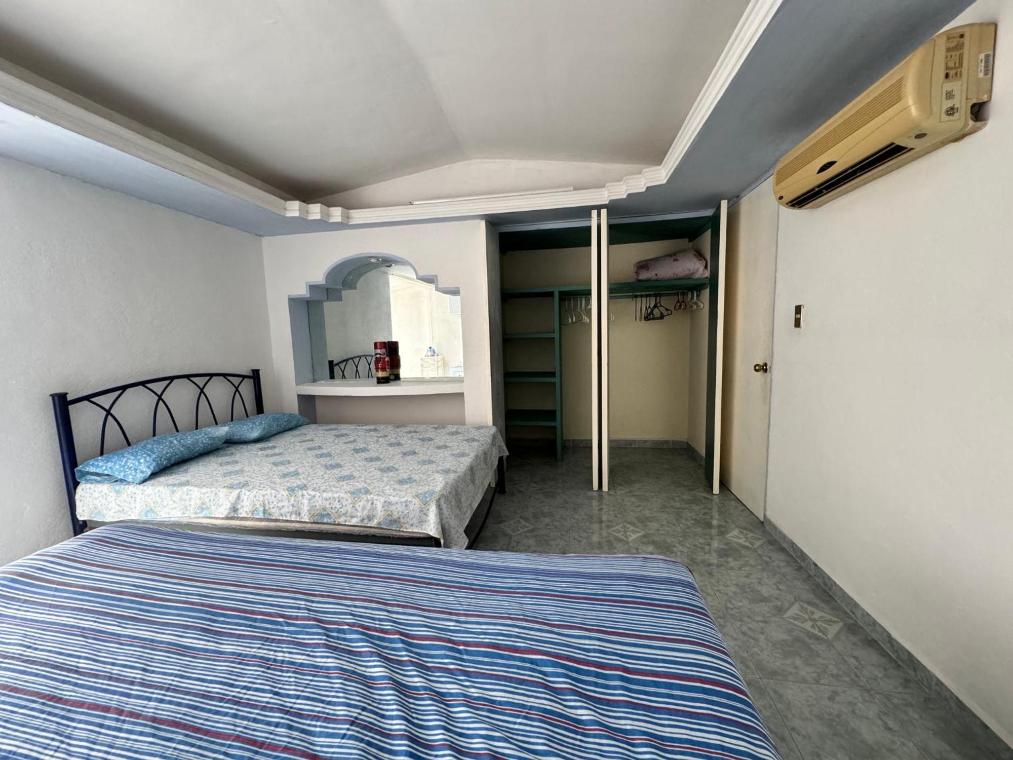 Blue Coast With Pool And Ocean View 10 To 35 P * Acapulco