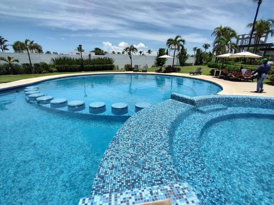Hermoso Departamento Con Club De Playa En Diamante * Acapulco