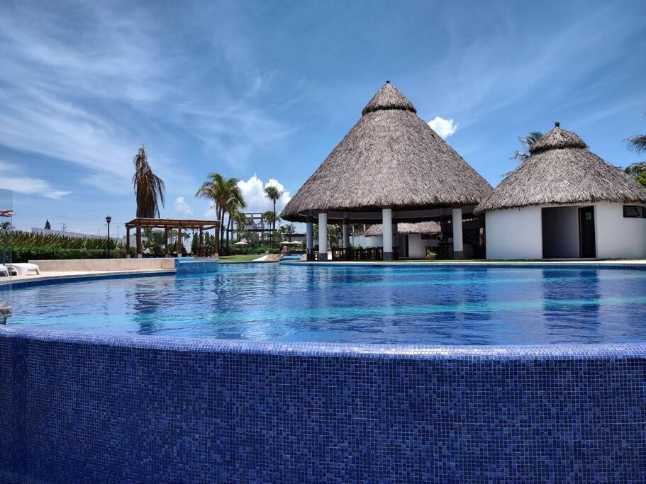Hermoso Departamento Con Club De Playa En Diamante