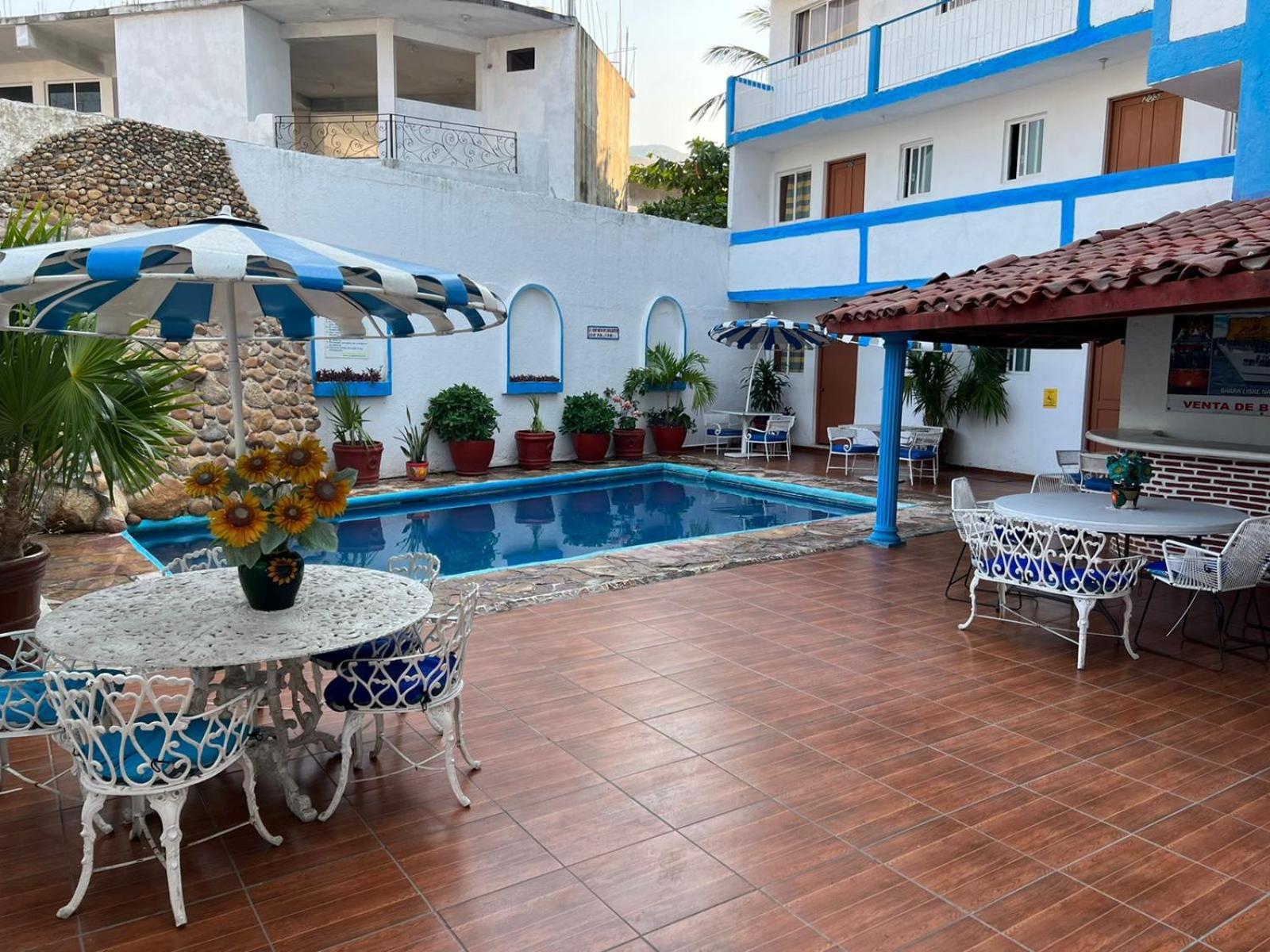 Lu'um Hotel 3*