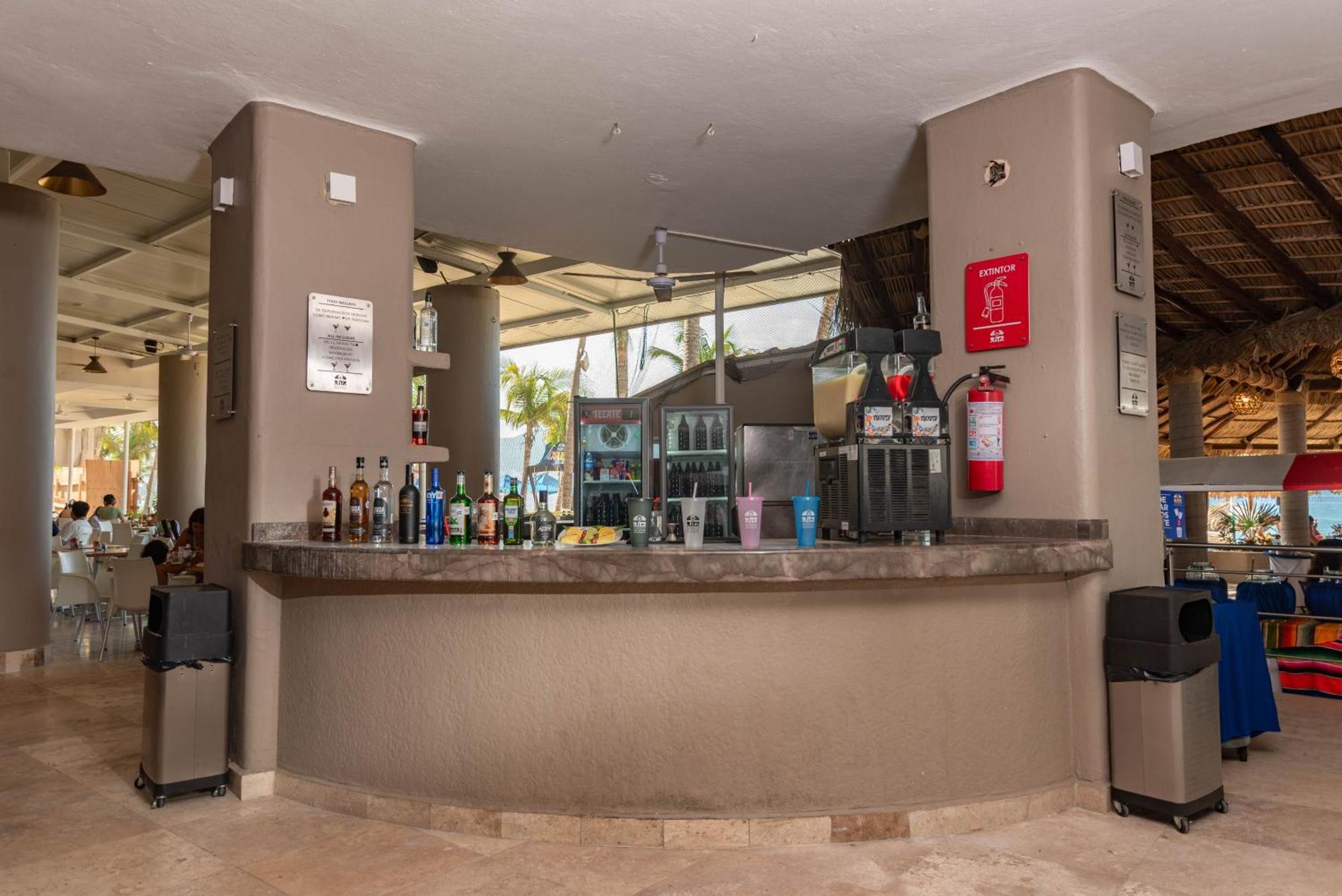 Ritz 5* Acapulco