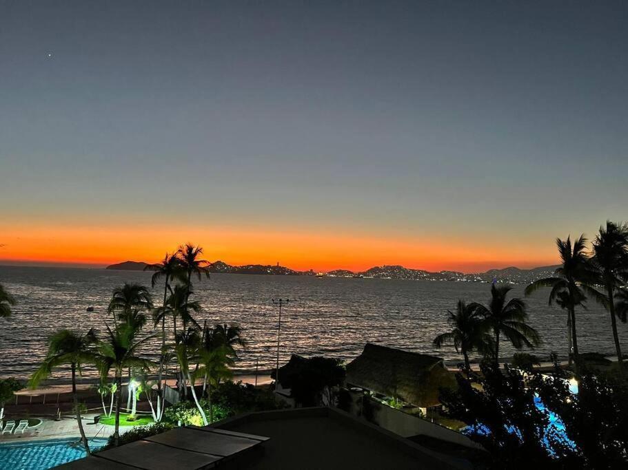 Depa A Orilla De Playa Y Vista Al Mar * Acapulco